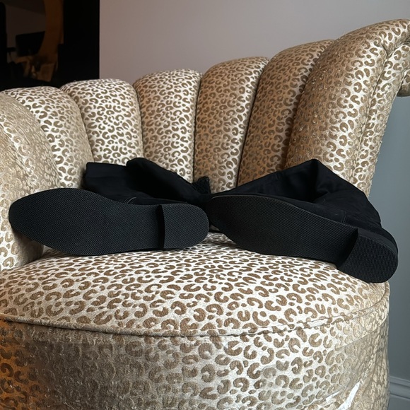 NIB OTK flat back faux suede boot with lace trim - Picture 5 of 11